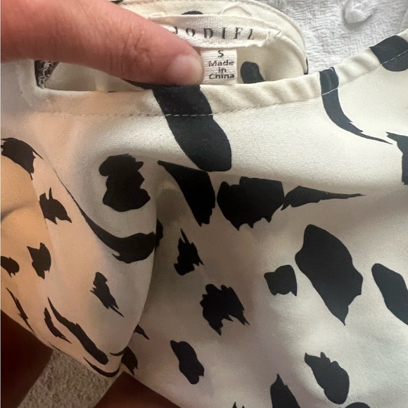 Boutique pattern top - Picture 2 of 3